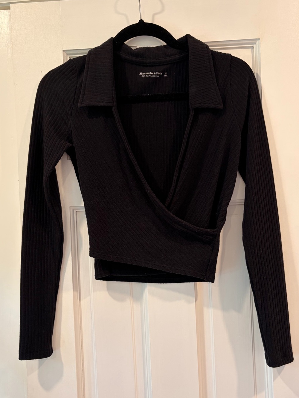 Abercrombie & Fitch Black Ribbed Wrap Collared Crop Top